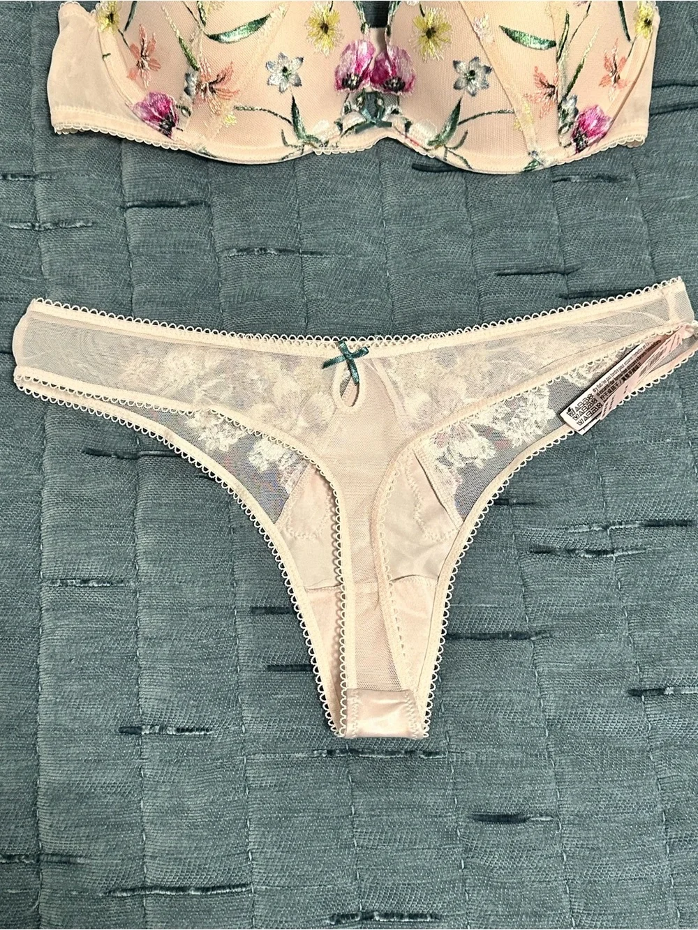 Victoria's Secret Dream Angels Floral Embroidered Set